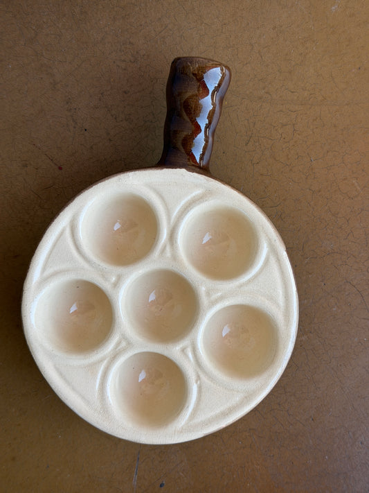 Two Tone Escargot Tray - Cream & Brown