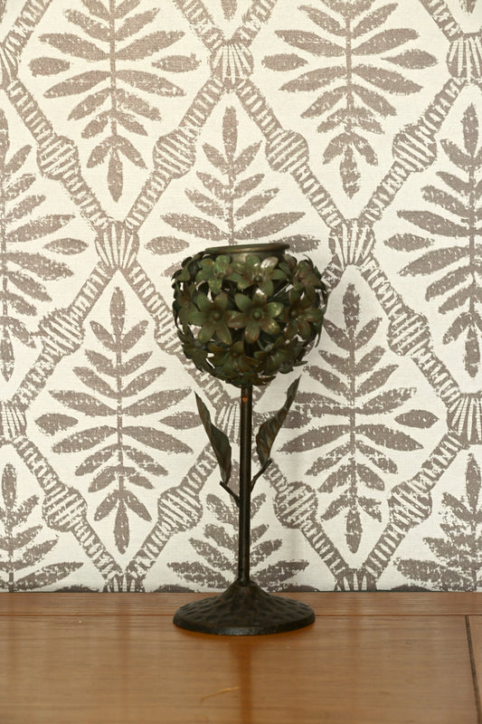Blooming Tealight Holder