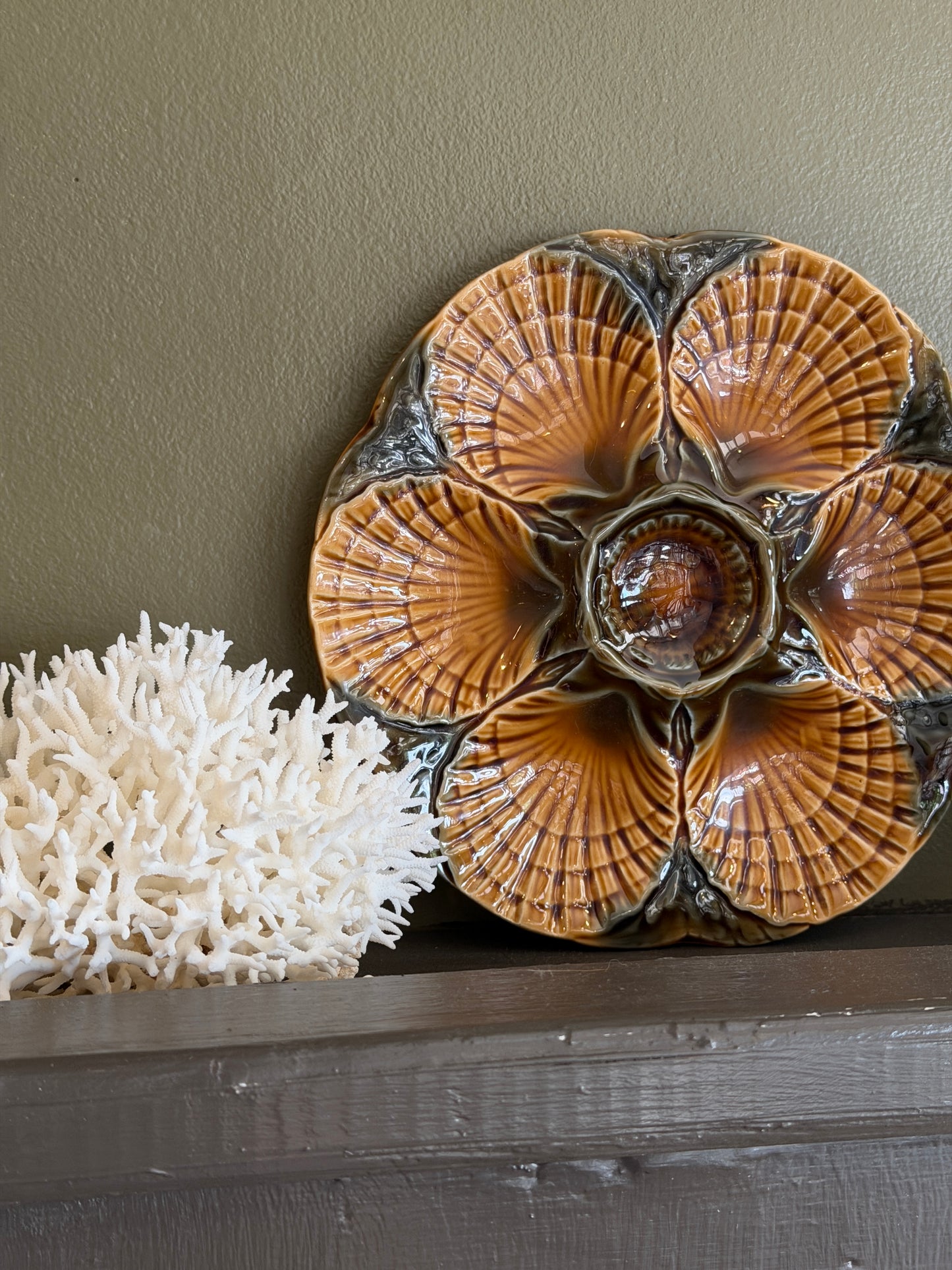 Green & Orange Shell Oyster Plate