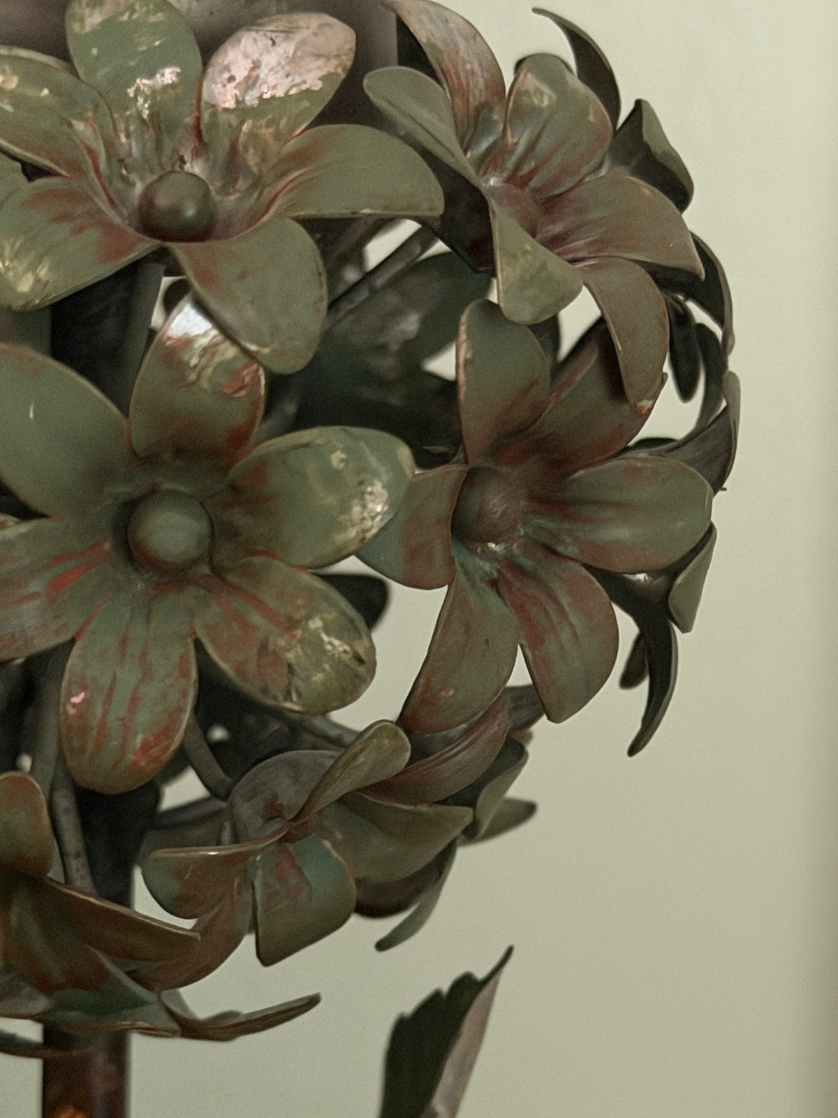 Blooming Tealight Holder