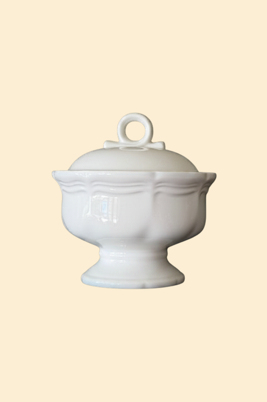 Covered Sugar Bowl Candle