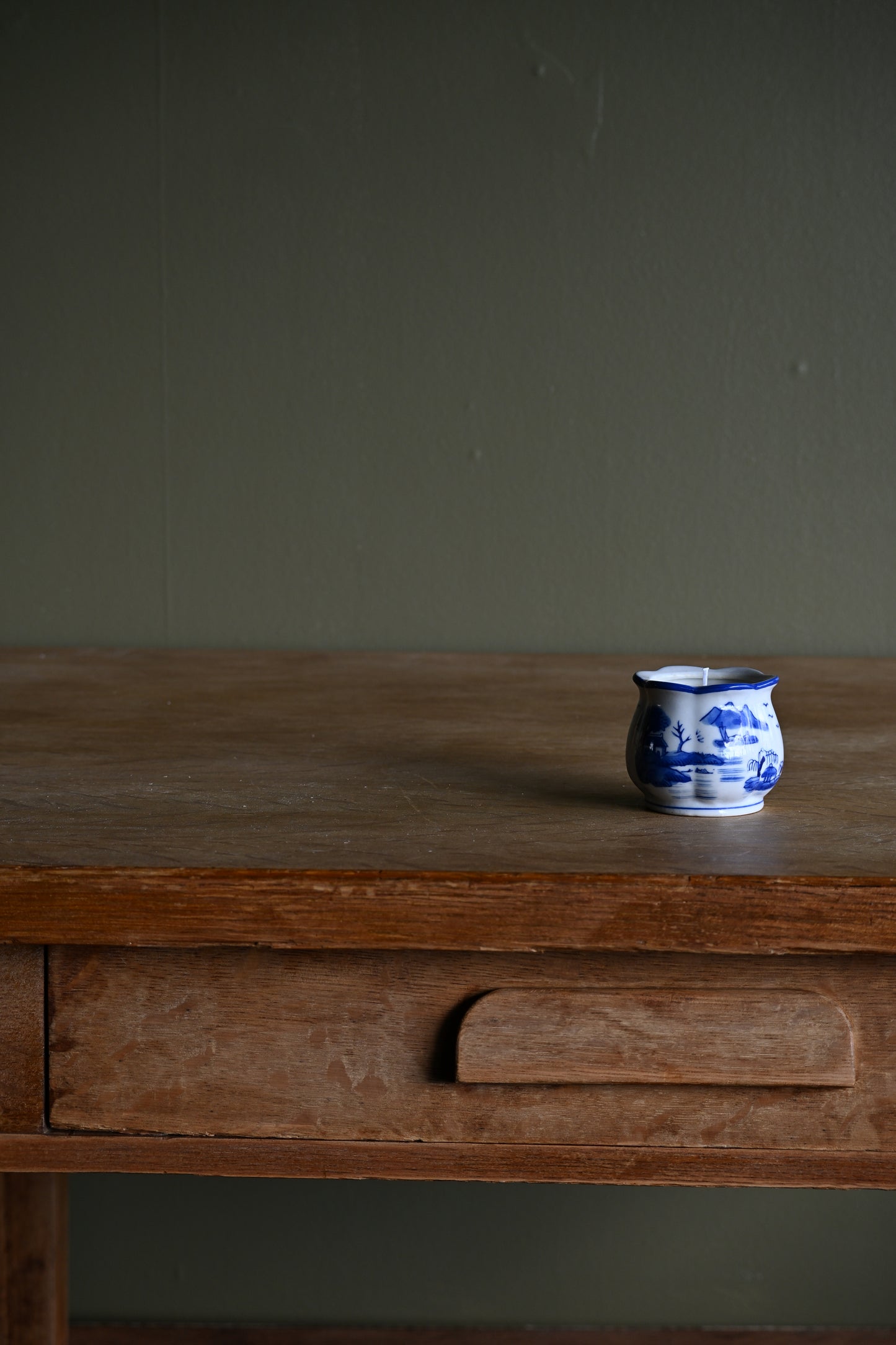 Mountain Scene Pot Candle