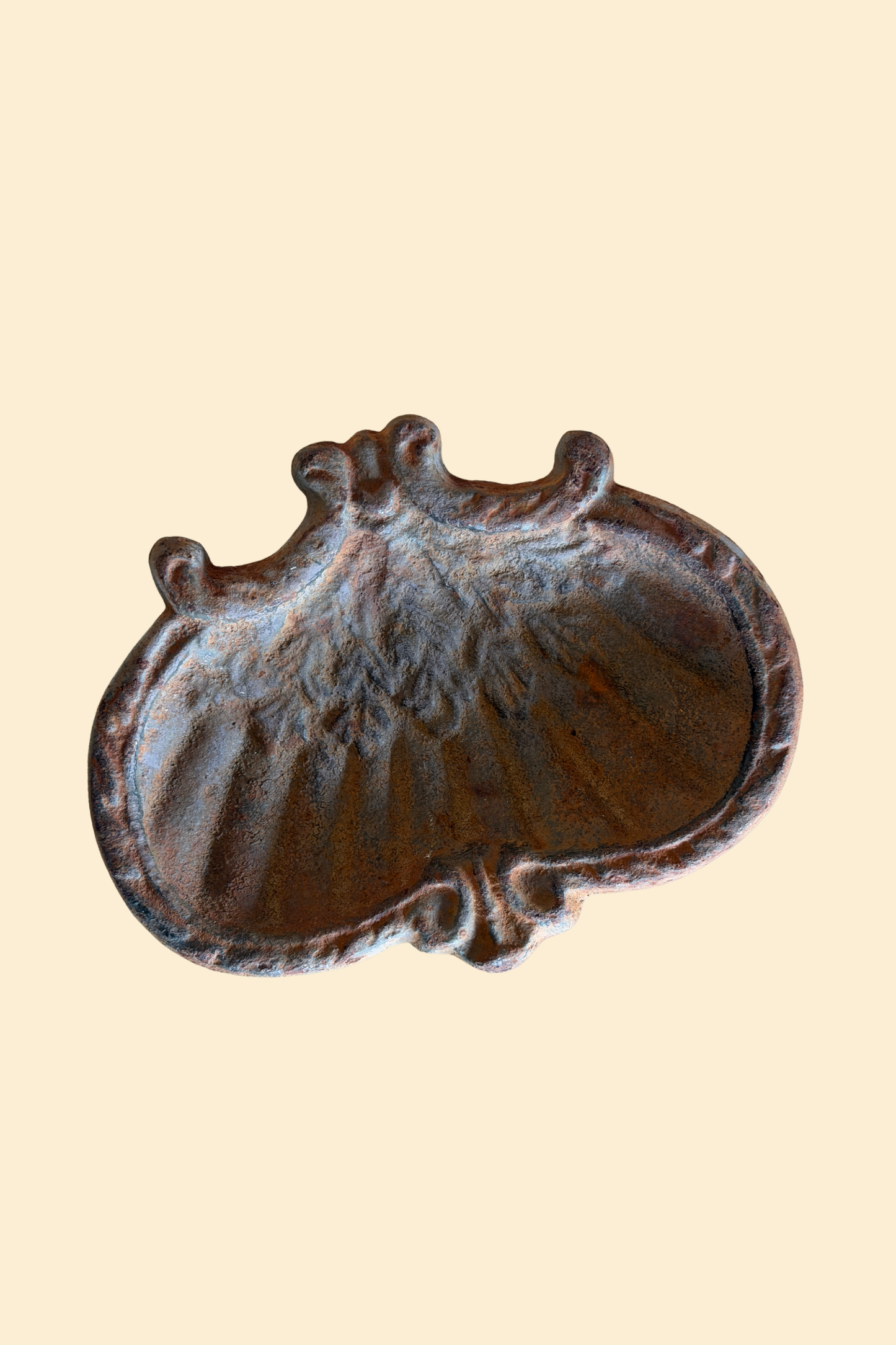 Cast Iron Shell Dish