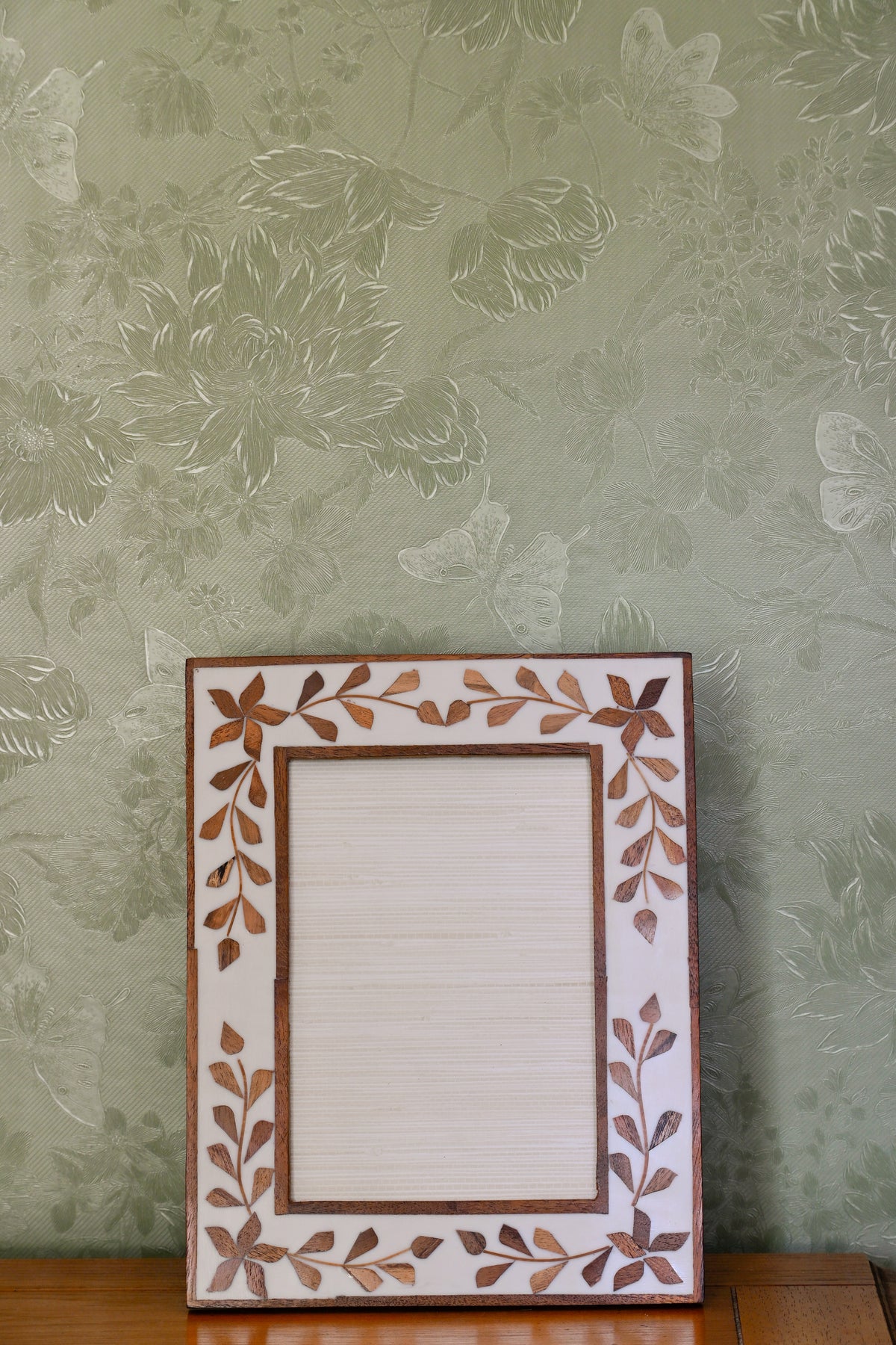 5x7 Wood Inlay Botanical Photo Frame