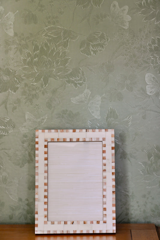 5x7 Brown & White Border Bone Inlay Photo Frame