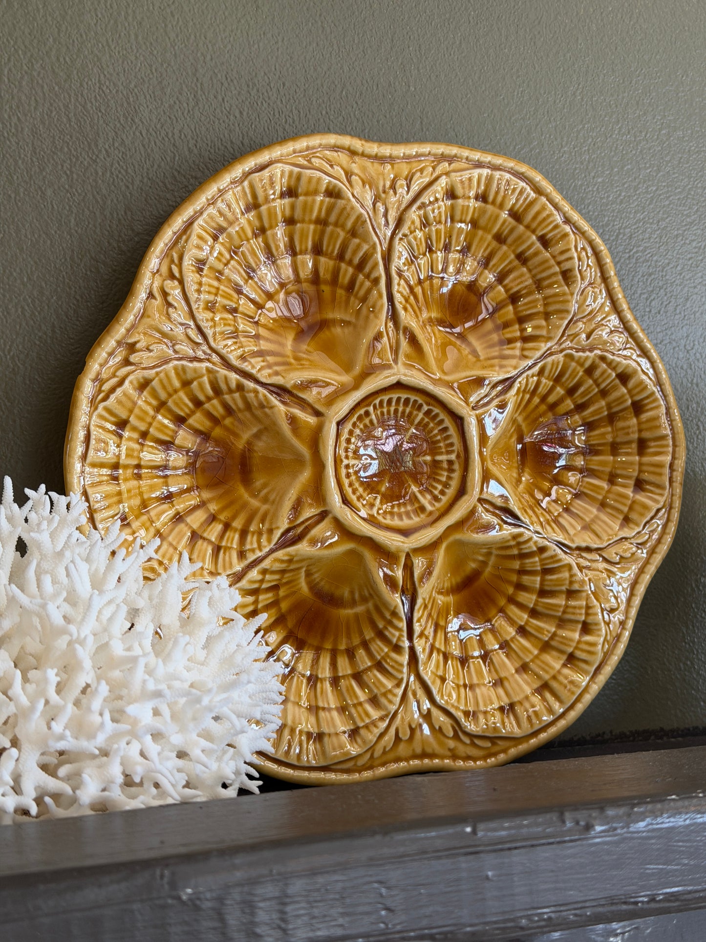 Mustard Shell Oyster Plate